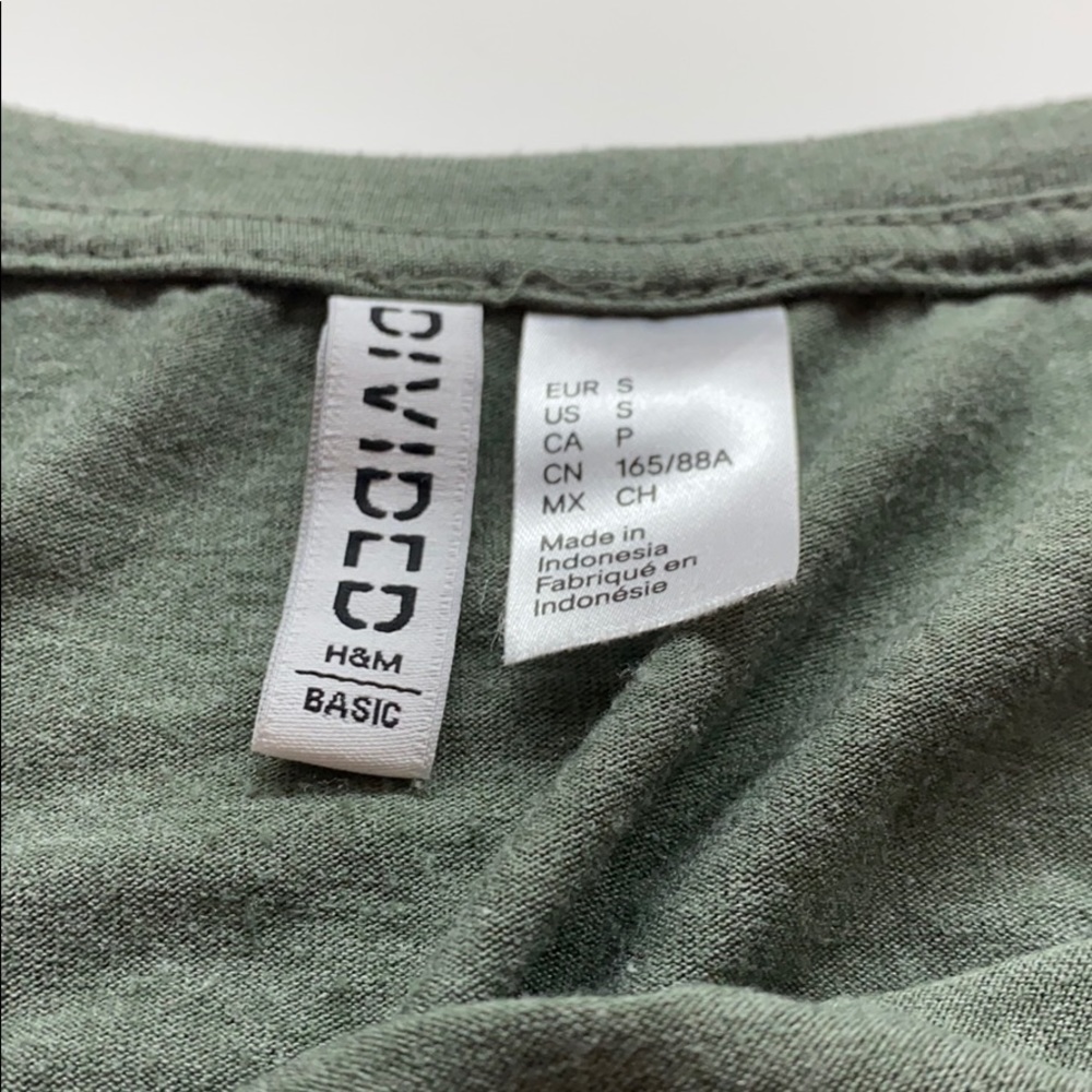 Forest green T-shirt from H&M
